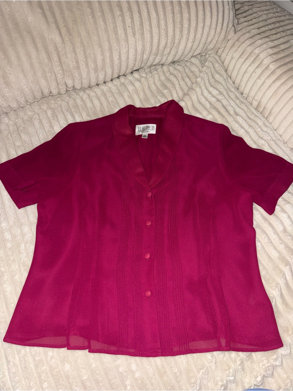 Julian Taylor Fuchsia Short-Sleeve Button Front Blouse